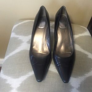 Calvin Klein Black Leather Pumps 10M